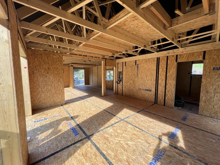 Natura Simple interiér hrubá stavba